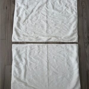 UGG White pillow cases x2